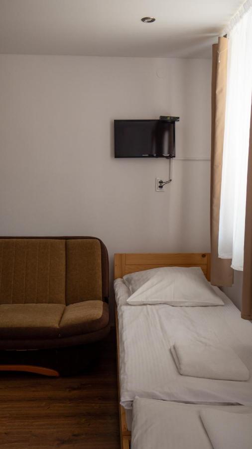 Galeria Prl Hotel บอร์น ซูลิโนโว ภายนอก รูปภาพ